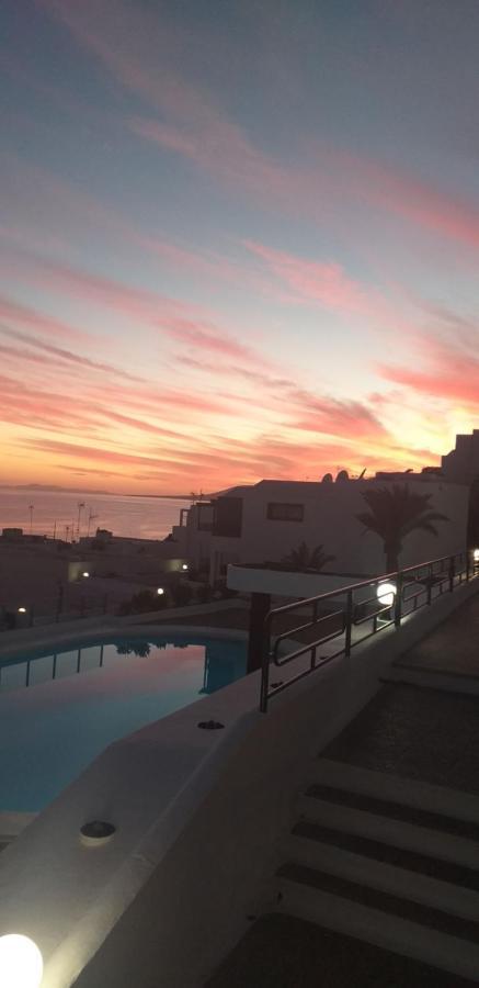 Apartment Portonovo La Paloma Amazing sea view-swimming pool-good wifi -free AC- private parking Puerto del Carmen  Esterno foto